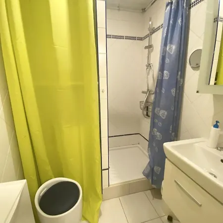 As21515 - Studio Cabine Avec Joli Jardin Et Parking Prive Apartment