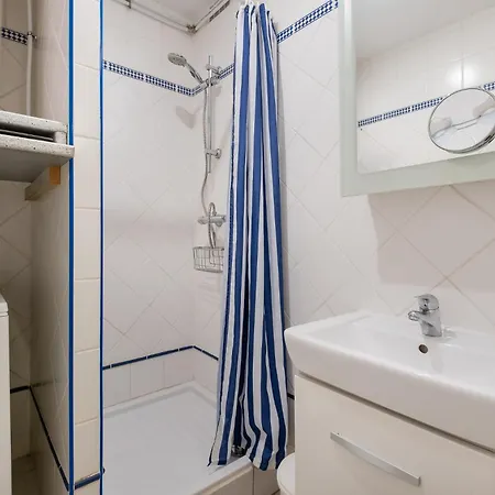 As21515 - Avec Joli Jardin Et Parking Prive * לה-גרו-דו-רואה